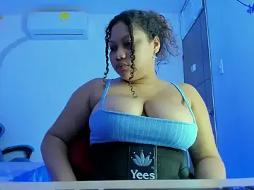 Stripchat Sex Cam of Lunastar02