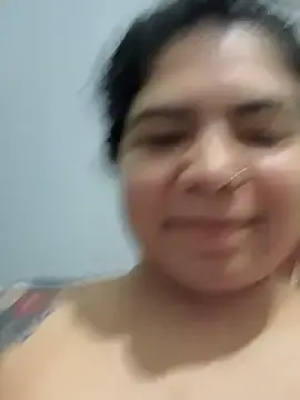 Stripchat Free Porn Cam of kimmiakiss22