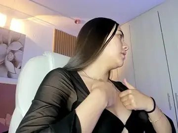 Stripchat Watch Live Sex Cams of mia_nevaeh