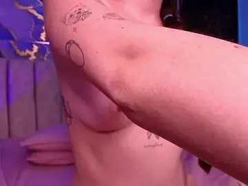 Stripchat Best Webcam of agath_69