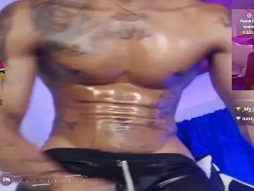 Stripchat Free Porn Cam of Ryan_coopper