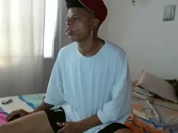 Stripchat Live Sex Cam of BrandonStond