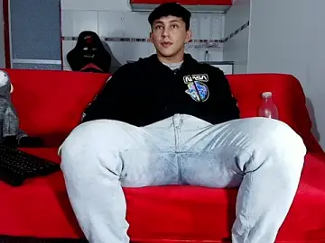 Stripchat Live Sex of jacques_cardiet