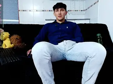 Stripchat Adult Webcams of jacques_cardiet