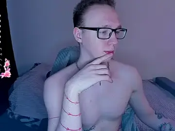 Stripchat Free Porn Cam of Alex_silent