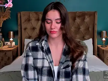 Stripchat Sex Cam of CalyMoon