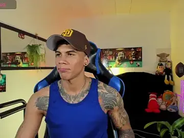 Stripchat Best live sex cam show of Damian_latinxxx