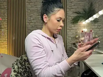 Stripchat Free Live Porn of NattyFierros