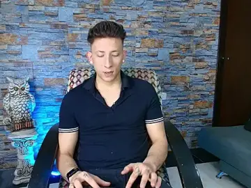 Stripchat Free Porn Cam of Maykol_Victoriasr