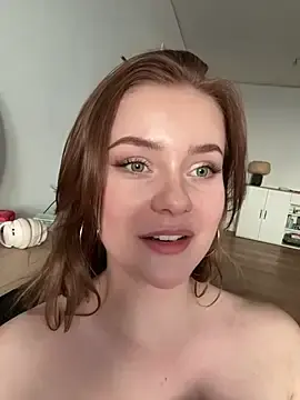 Stripchat Free Porn Cam of MaribelRiver