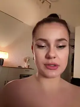 Stripchat Free Live Porn of MaribelRiver