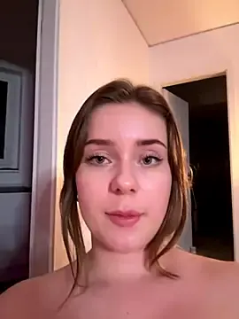 Stripchat Live Sex Cam of MaribelRiver