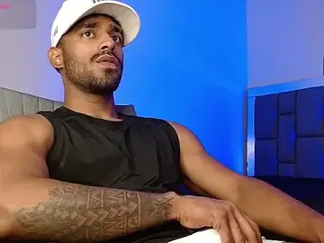 Stripchat Free Live Porn of Christian_thor