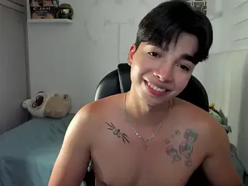 Stripchat Adult Webcams of santy7v7