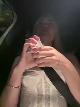 Stripchat Live Sex Cam of Im_emmaoxf