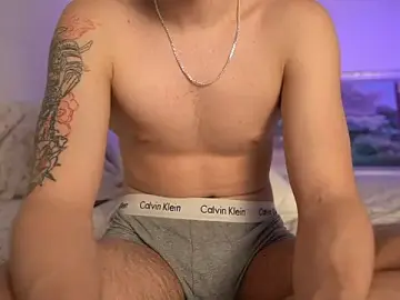 Stripchat Sex Cam of TaisonBrownX