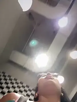 Stripchat Best live sex cam show of SheenaBrooke