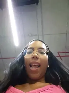 Stripchat Adult Video Chat of SheenaBrooke