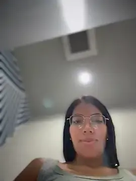 Stripchat Live Sex Cam of SheenaBrooke