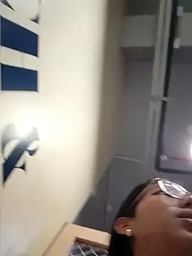 Stripchat Watch Live Sex Cams of SheenaBrooke