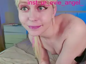 Stripchat Live Porn of Evelyn_rabbit