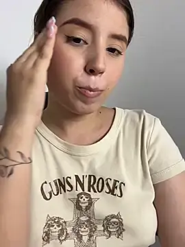 Stripchat Watch Live Sex Cams of Lia_sex69