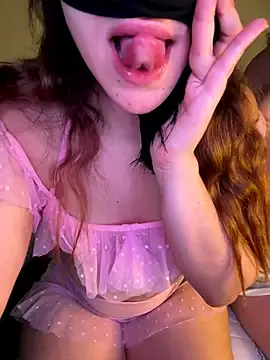 Stripchat Adult Webcams of Elina-Marina