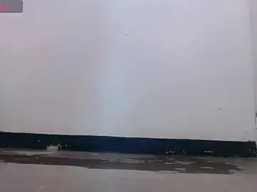 Stripchat Live Sex Cam of brunnette_hot