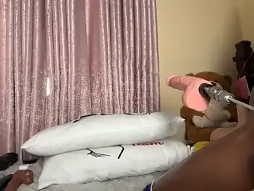 Stripchat Watch Live Sex Cams of AudreySpanksFuck-