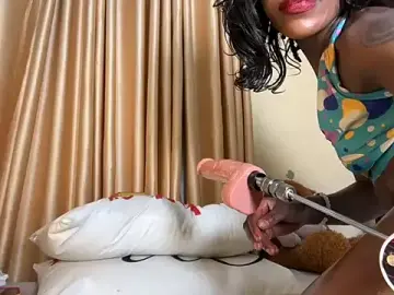 Stripchat Nude Webcam of AudreySpanksFuck-