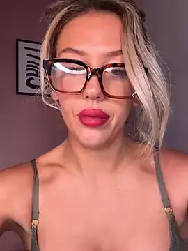 Stripchat Live Porn of bonniepeachh
