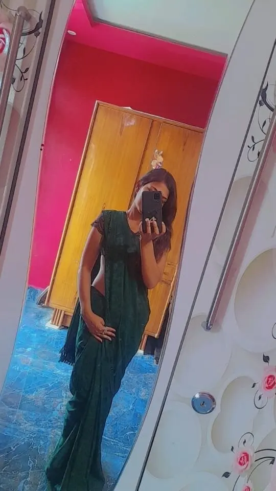 HOTSEXY_KAVYA