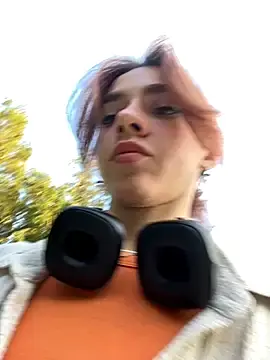 Stripchat Watch Live Sex Cams of Lily__Belle