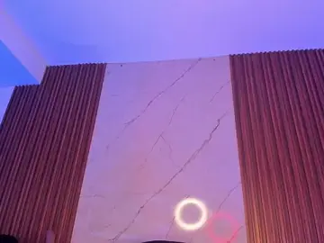 Stripchat Sex Cam of Emiilycollins