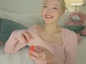 Stripchat Free Live Porn of milli_sun_