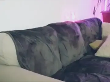 Stripchat Live Sex Cam of JaninaSecrets_