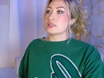 Stripchat Adult Webcam of Lally_Valencia__