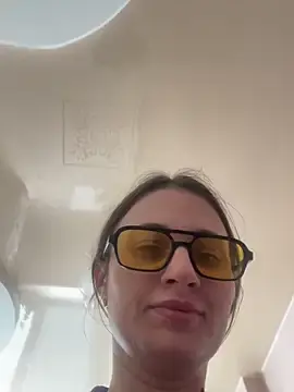 Stripchat Free Porn Cam of Flossy_Vettie