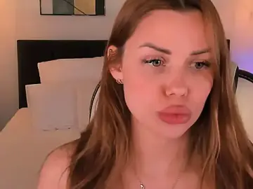 Stripchat Live Sex of Roxana_Wet_