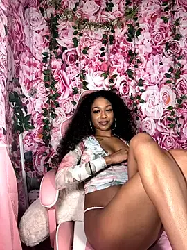 Stripchat Best Webcam of mismialove