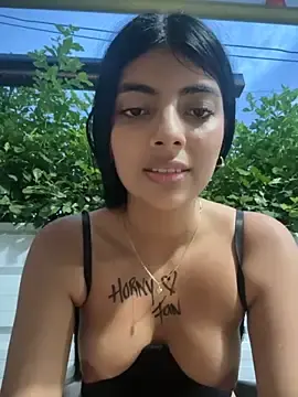 Stripchat Free Porn Cam of Baby_Niels