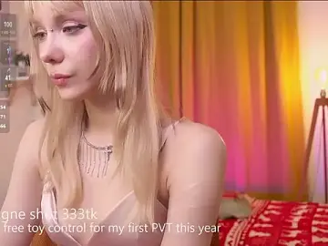 Stripchat Adult Video Chat of Cherry_Bite