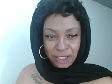 Stripchat Live Porn of MSweetLindaParks