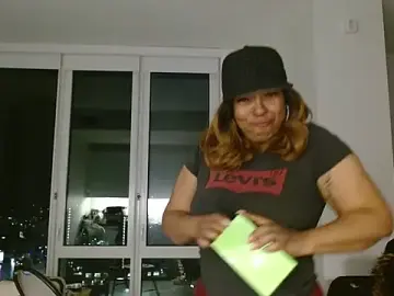 Stripchat Live Porn of MSweetLindaParks