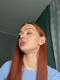 Stripchat Watch Live Sex Cams of LittleFox___