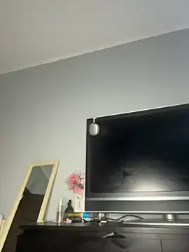 Stripchat Live Sex Cam of LittleFox___