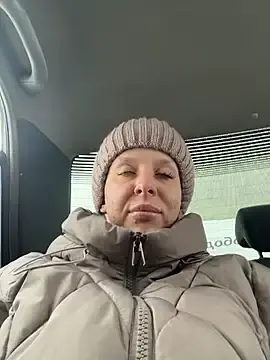 Stripchat Best live sex cam show of LikaCat