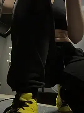 Stripchat Live Porn of LikaCat