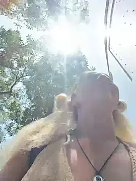 Stripchat Live Porn of LikaCat