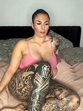 Stripchat Best live sex cam show of Mia-Bremer